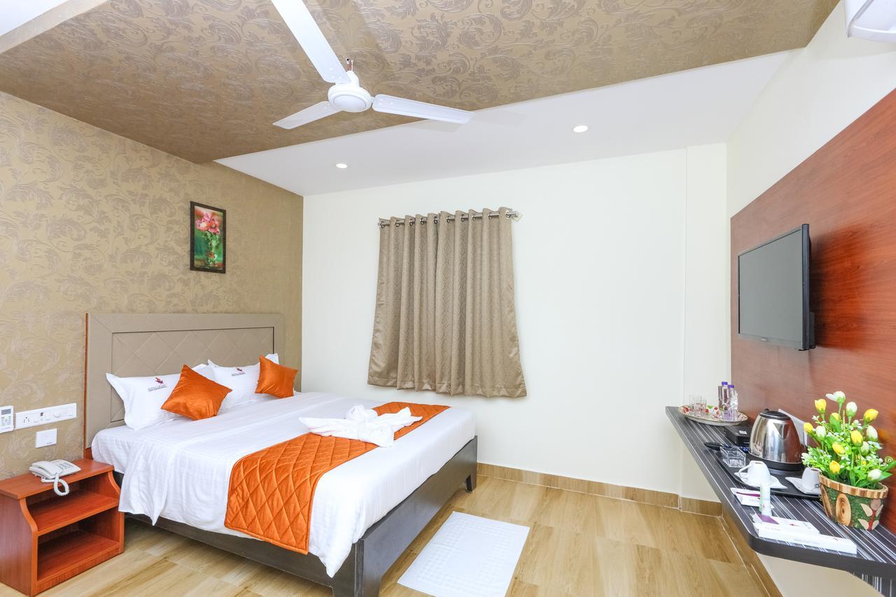 לינה וארוחת בוקר Tambaram Royal Grand מראה חיצוני תמונה