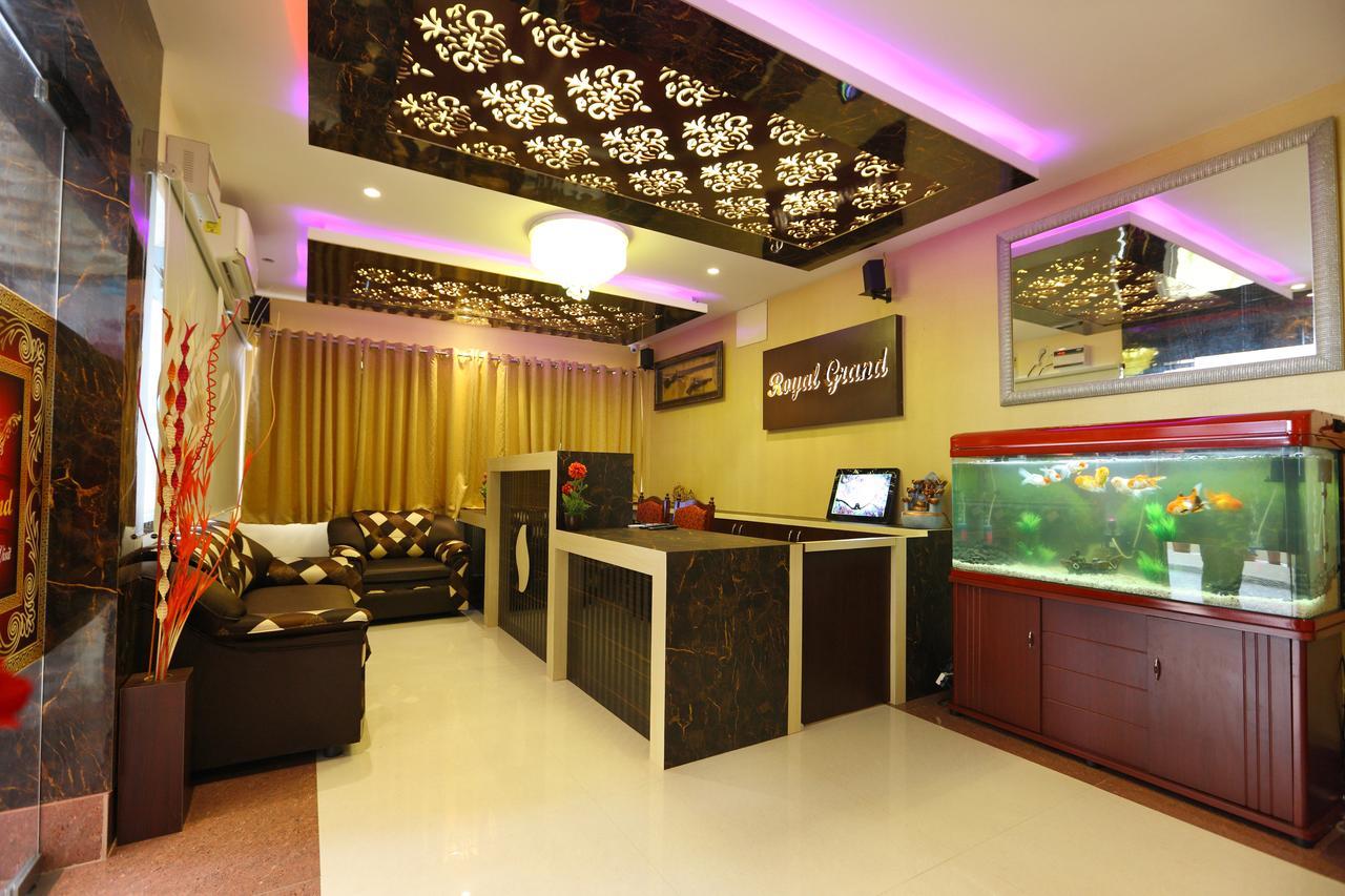 לינה וארוחת בוקר Tambaram Royal Grand מראה חיצוני תמונה