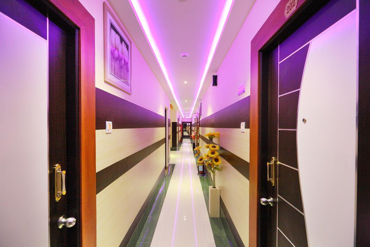לינה וארוחת בוקר Tambaram Royal Grand מראה חיצוני תמונה