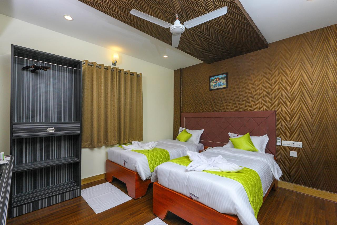 לינה וארוחת בוקר Tambaram Royal Grand מראה חיצוני תמונה
