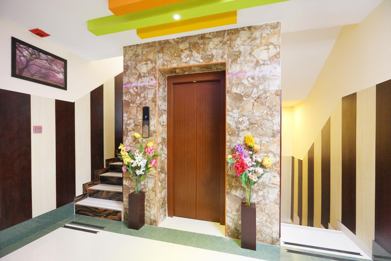לינה וארוחת בוקר Tambaram Royal Grand מראה חיצוני תמונה